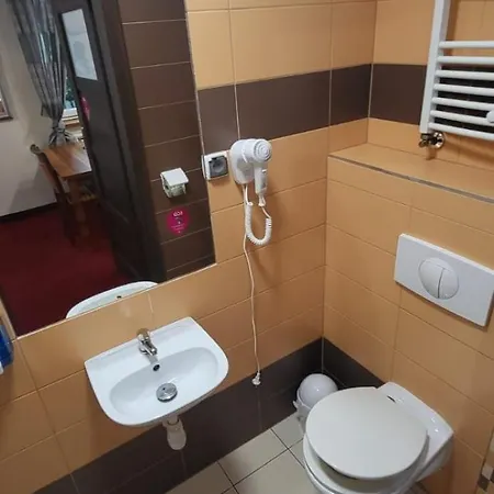 מלון דירות 300 Mil