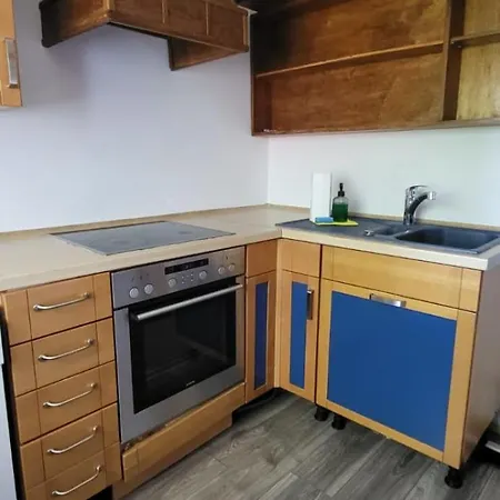 מלון דירות 300 Mil