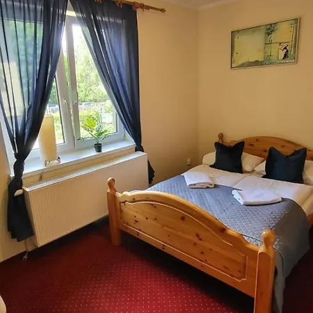 300 Mil שצ'קלארסקה פוראובה